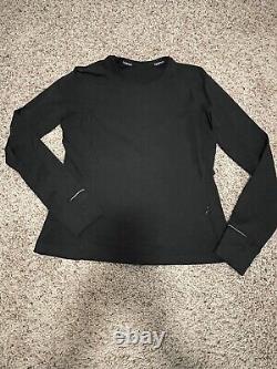 Lululemon Woman bundle Size 10, Jacket, Sweater, Tank Top Lot Of 3