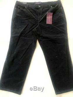 Plus Size Women Wholesale Clothing Bundle Jeans New Mixed Lot 22w, 24w, 26w, 4xl