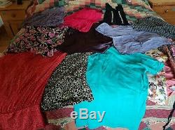 WOMEN Clothes Bundle Size 8 to size 22. Dresses, Tops, Trousers, Hnbags +300 itm