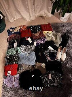 Women's Ladies clothes bundle size (29 items) NewithGood Condition