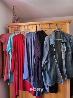 Womens Clothes Large Bundle Size 20-22 mixed brands 32 items